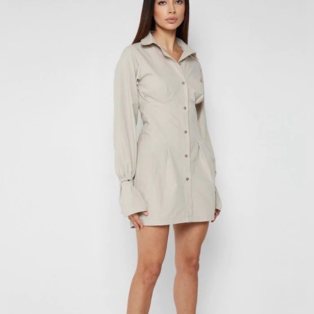 Maniere De Voir Button Shirt Dress w/Chain Cuffs, size 8